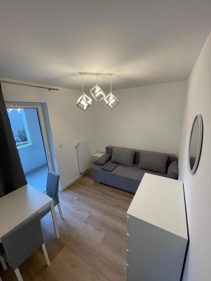 Isabel Apartment *
